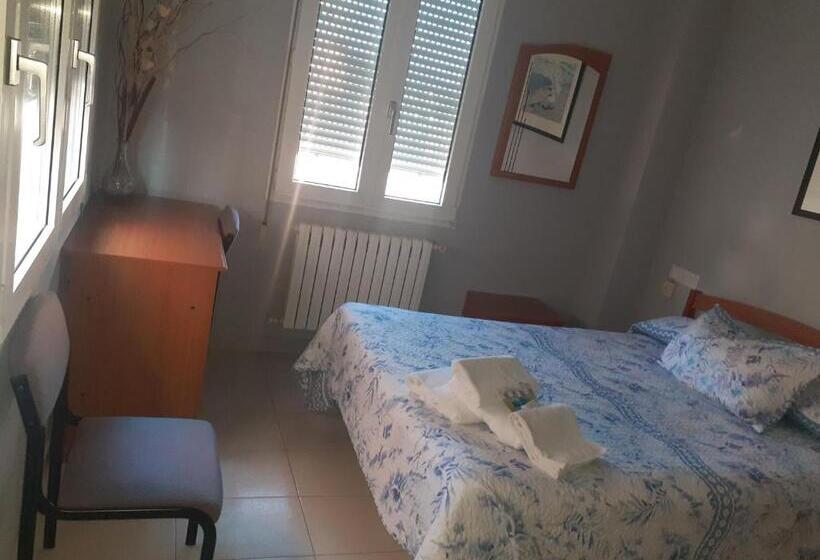 اتاق استاندارد, Hostal Monteclaro