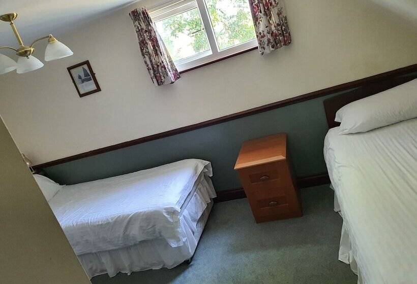 اتاق استاندارد, The Lugger Inn