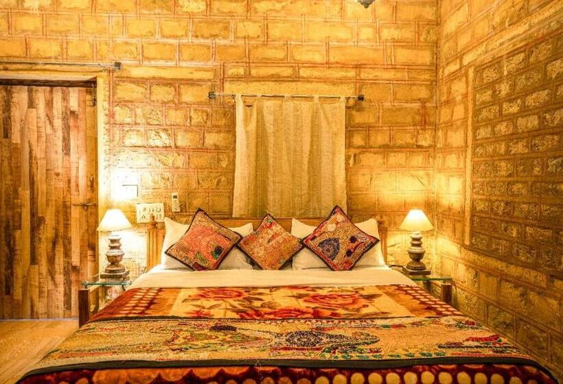 اتاق استاندارد, The Silk Route