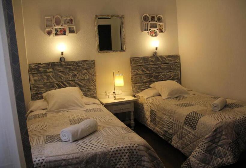 اتاق استاندارد اینتریور, Oasis Backpackers' Toledo