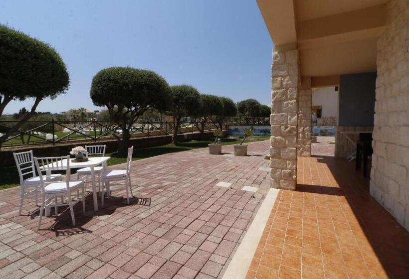 آپارتمان 1 خوابه, Capo Campolato