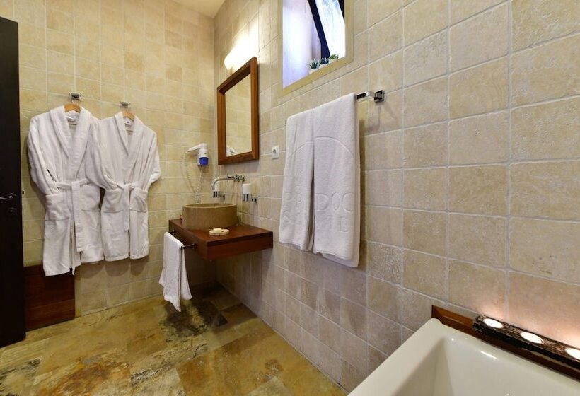 سوییت لوکس, Cappadocia Estates
