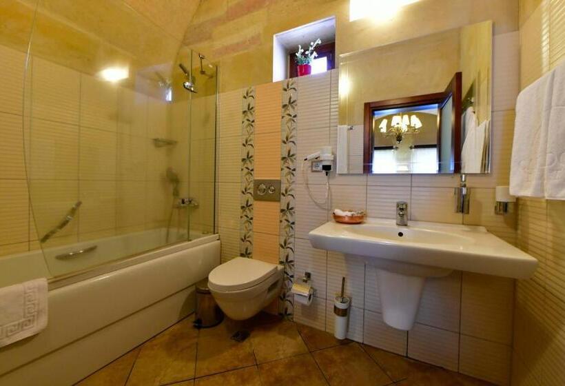 سوییت سوپریور, Cappadocia Estates