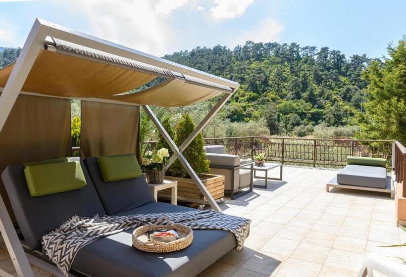 سوییت, Nikoleta Luxury Villa