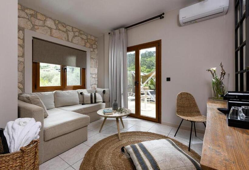 سوییت, Nikoleta Luxury Villa