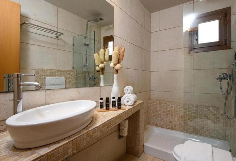 سوییت, Nikoleta Luxury Villa