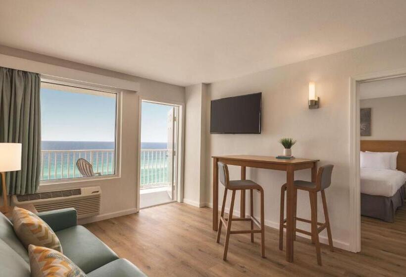 Suite en Attique, Radisson Panama City Beach  Oceanfront