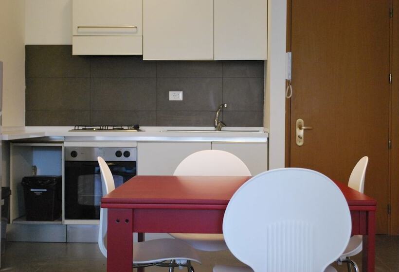 آپارتمان لوکس 1 خوابه, Marbela Apartments & Suites
