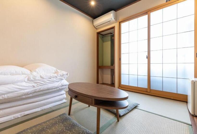 اتاق استاندارد چهار تخته, Seiki Kyoto Station