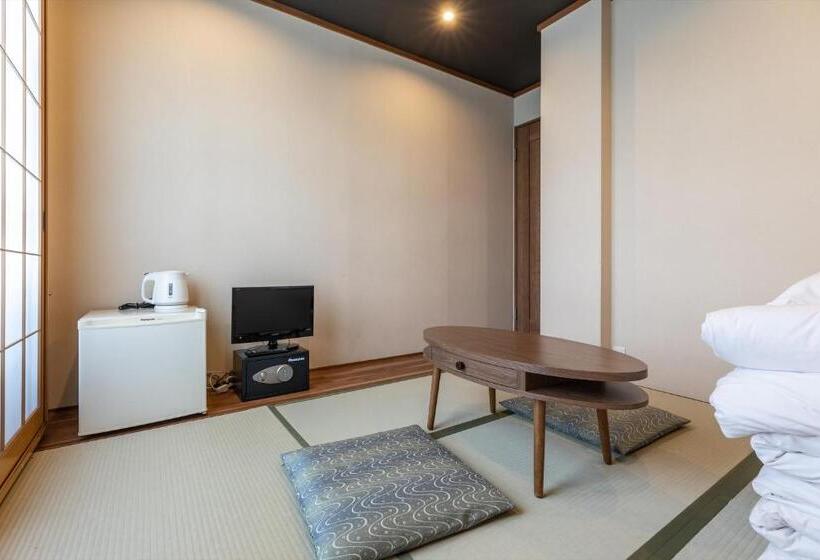 اتاق استاندارد چهار تخته, Seiki Kyoto Station