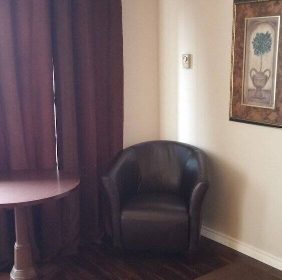 اتاق استاندارد با 2 تخت دوبل, Towne And Country Motel