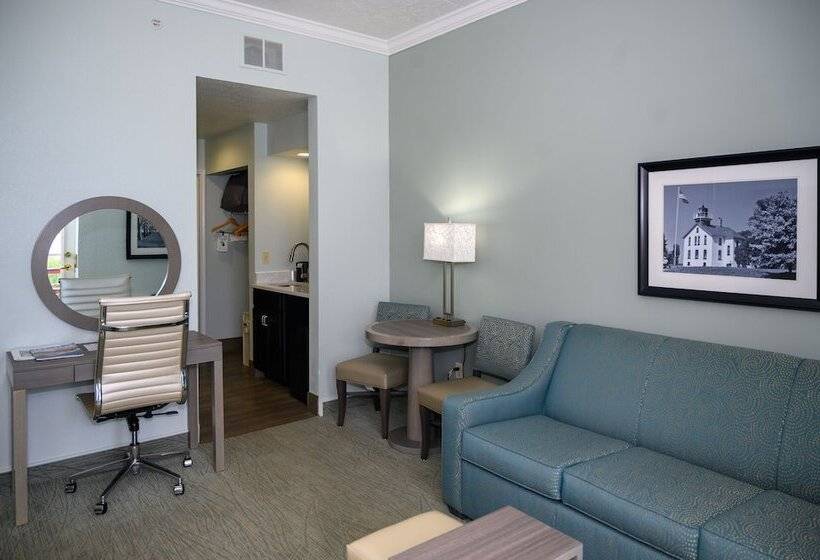 Suite, Cherry Tree Inn & Suites