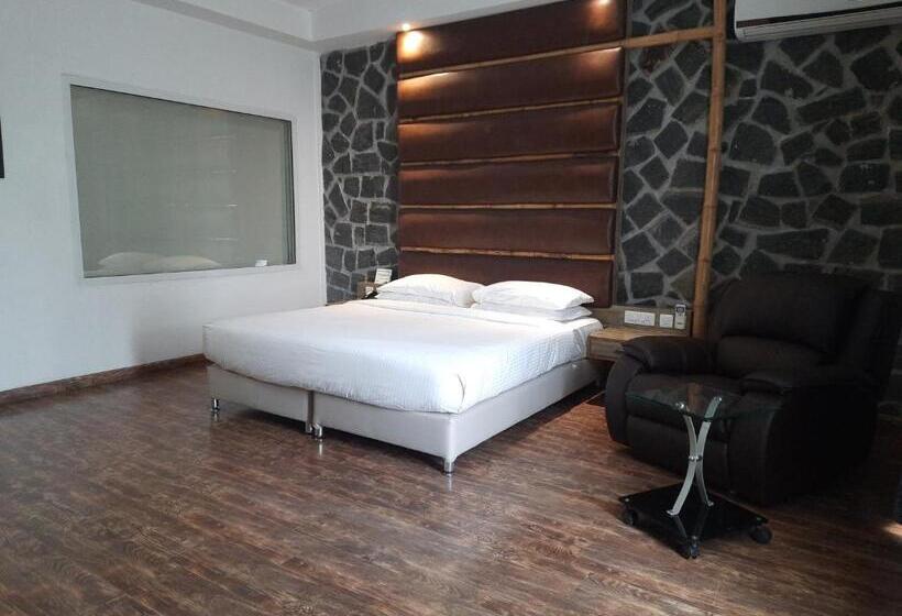 اتاق استاندارد با چشم‌انداز, Great Trails Yercaud By Grt Hotels