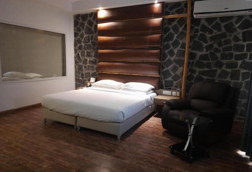 اتاق استاندارد با چشم‌انداز, Great Trails Yercaud By Grt Hotels