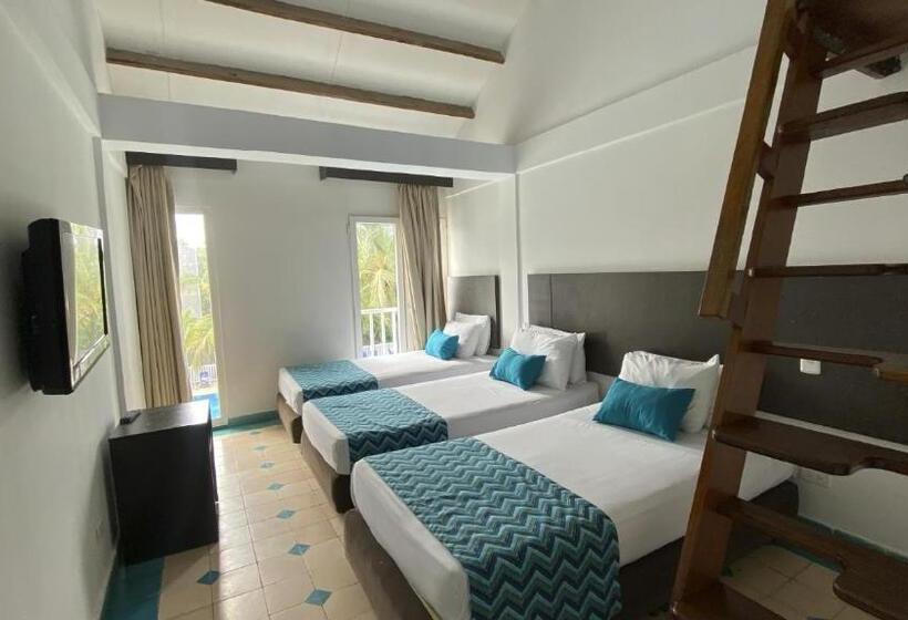 اتاق استاندارد سه نفره, On Vacation Blue Cove