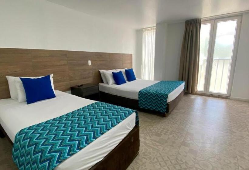 اتاق استاندارد سه نفره, On Vacation Blue Cove