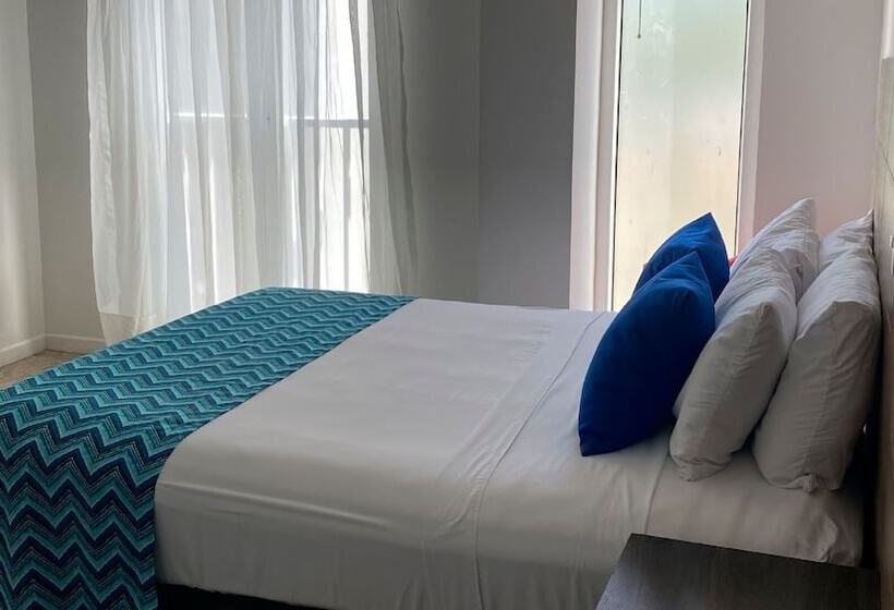 اتاق استاندارد, On Vacation Blue Cove