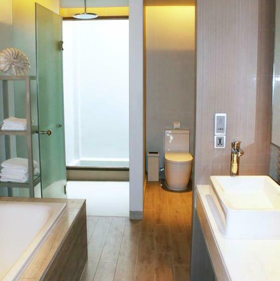 اتاق لوکس, Pullman Phuket Arcadia Naithon Beach