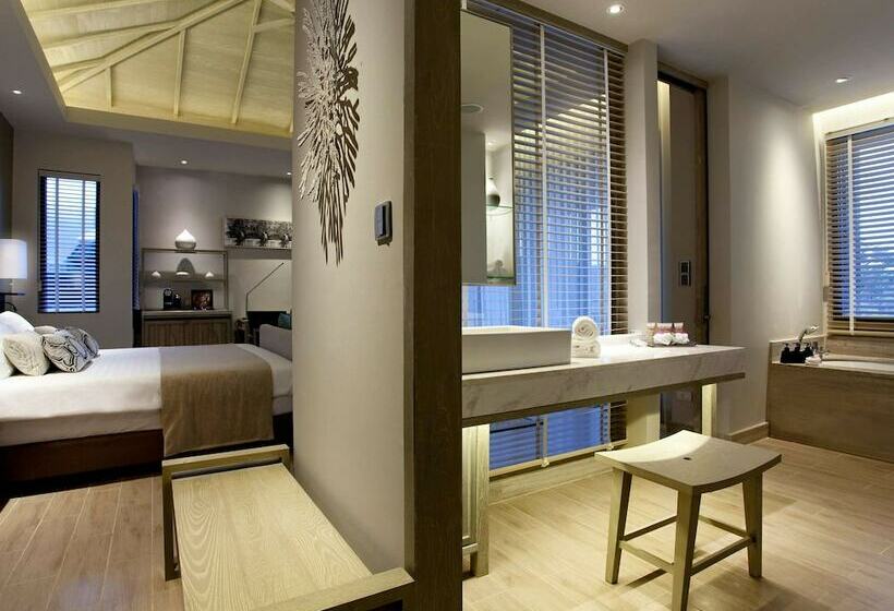 اتاق لوکس, Pullman Phuket Arcadia Naithon Beach