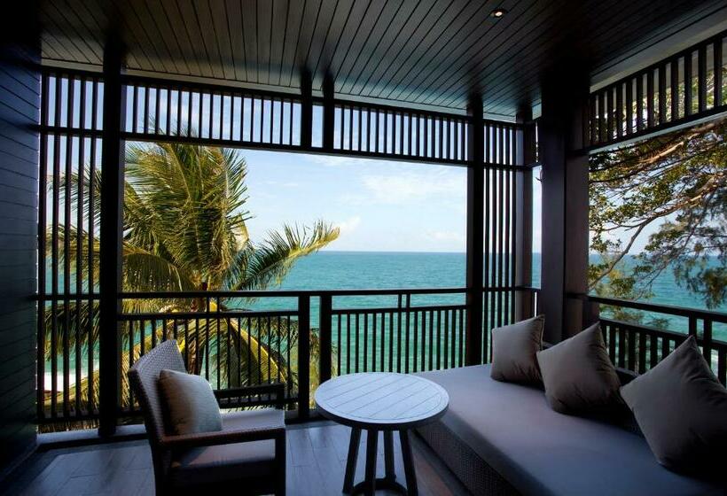 اتاق لوکس با چشم‌انداز دریا, Pullman Phuket Arcadia Naithon Beach