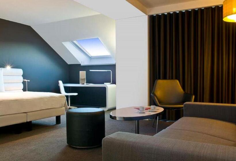 سوییت جونیور, Radisson Blu Hotel Nantes