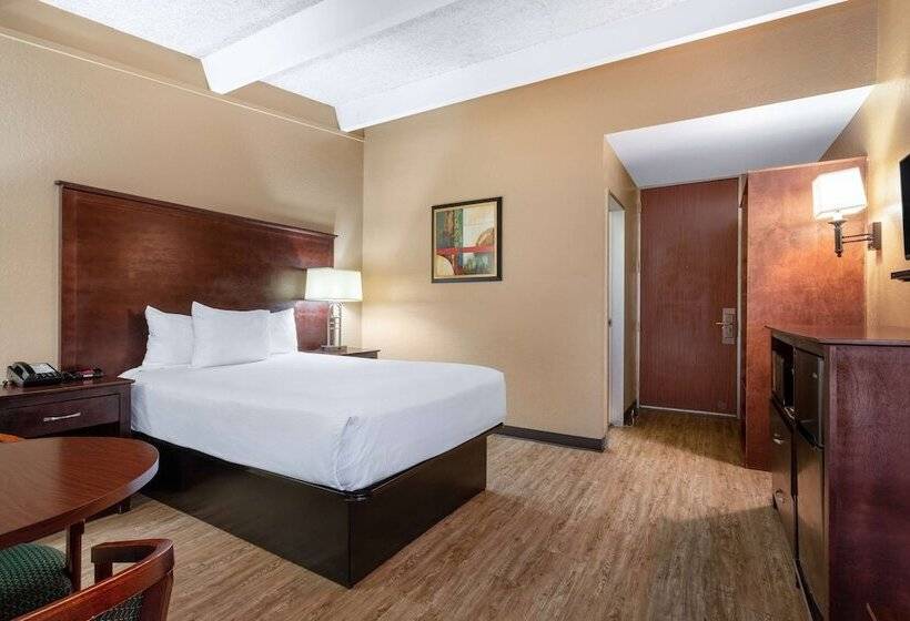 اتاق استاندارد با تخت دوبل, Travelodge By Wyndham Lakeland
