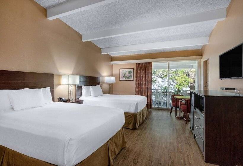 اتاق استاندارد با 2 تخت دوبل, Travelodge By Wyndham Lakeland
