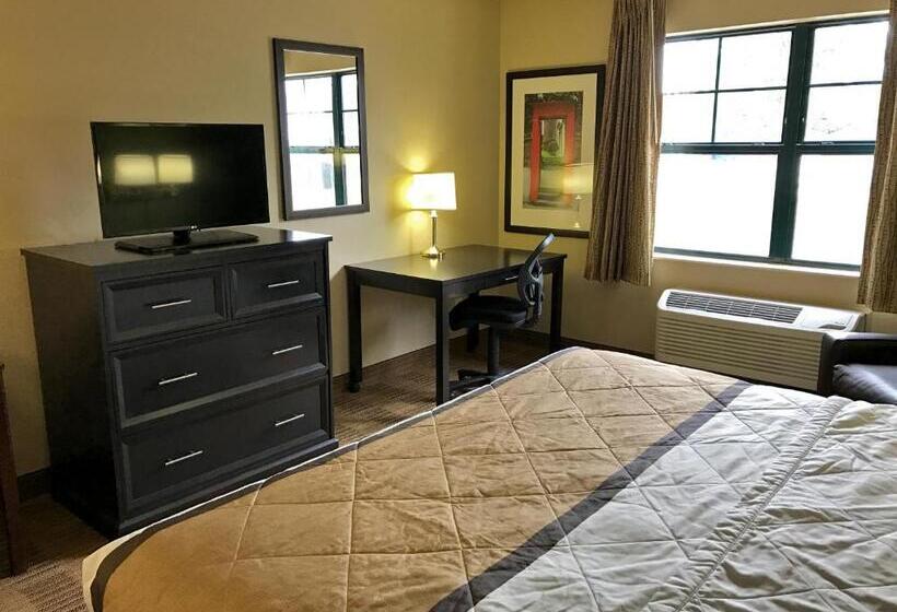 キングサイドベッドのスタンダードワンルーム, Extended Stay America Suites  Boise  Airport