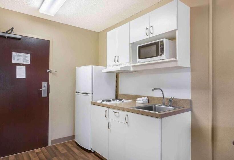 스탠다드 스튜디오 킹침대, Extended Stay America Suites  Boise  Airport