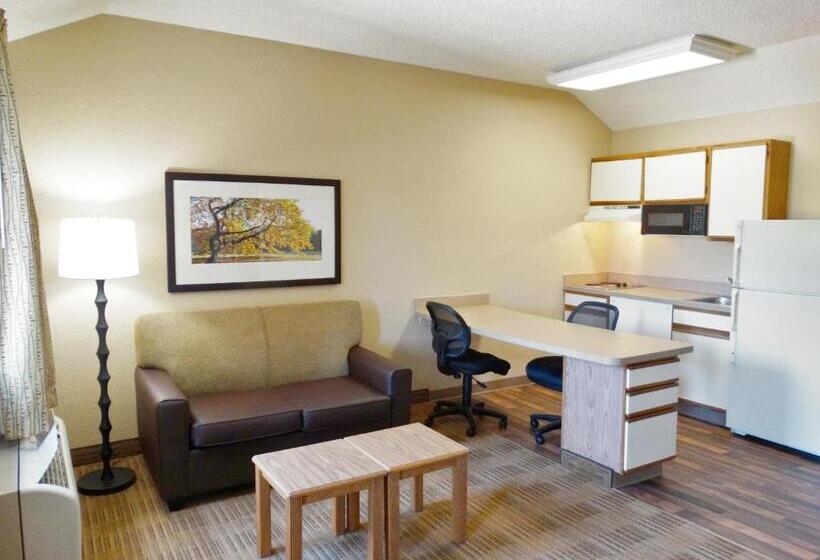 استودیوی لوکس, Extended Stay America Select Suites   Charleston   Airport