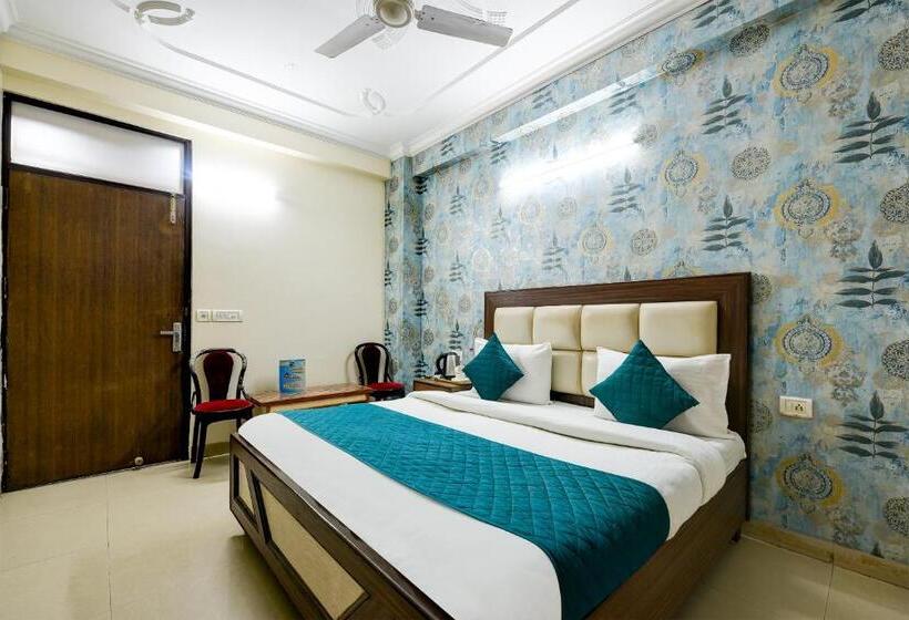 スーペリアールーム, Mayank Residency