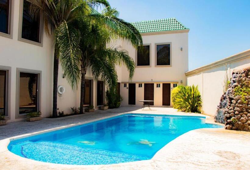 اتاق استاندارد با 2 تخت دوبل, Brio Inn