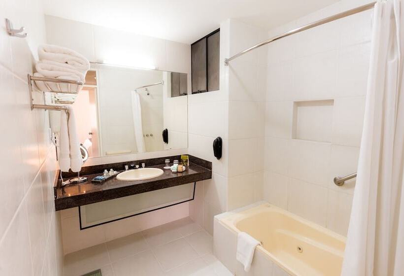اتاق استاندارد برای معلولان, Costa Del Sol Wyndham Chiclayo