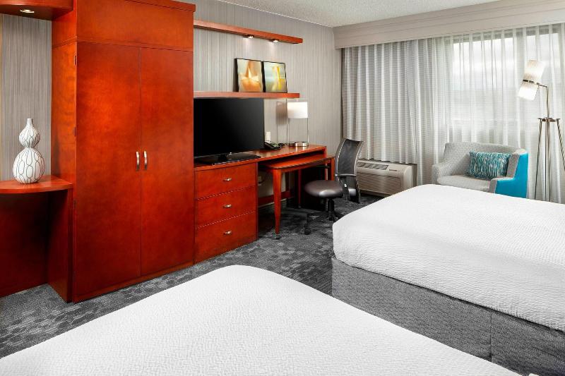 اتاق استاندارد با تخت بزرگ, Courtyard By Marriott San Antonio Six Flags At The Rim