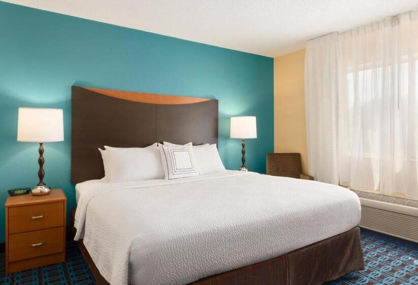 اتاق استاندارد با تخت بزرگ, Fairfield Inn Grand Forks