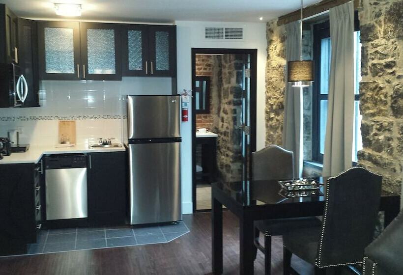 استودیوی استاندارد, Lofts Du Vieuxport