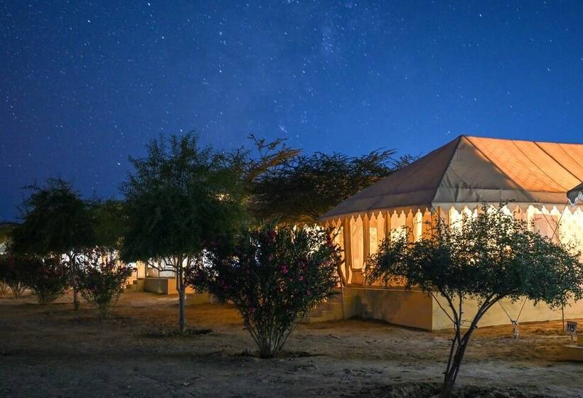 كوخ ديلوكس, Jaisalmer Winds Desert Camp