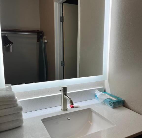 اتاق استاندارد, Wingate By Wyndham Great Falls