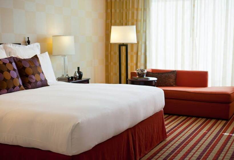 اتاق کلاب, Wyndham Grand Oklahoma City Downtown