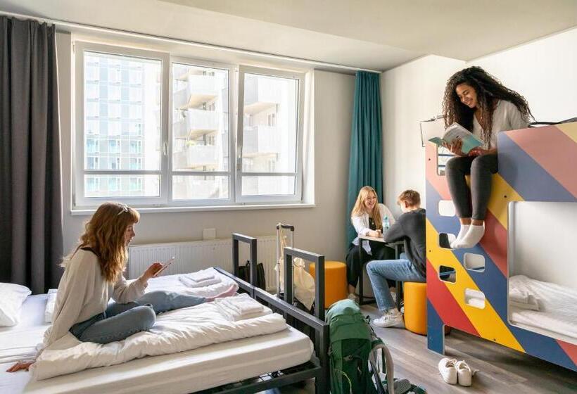 اتاق استاندارد چهار تخته, a&o Wien Hauptbahnhof