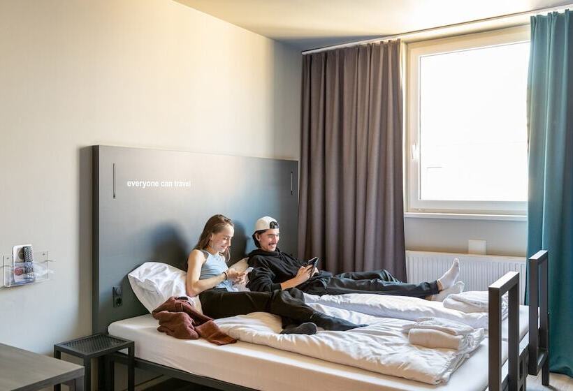اتاق استاندارد یک نفره, a&o Wien Hauptbahnhof