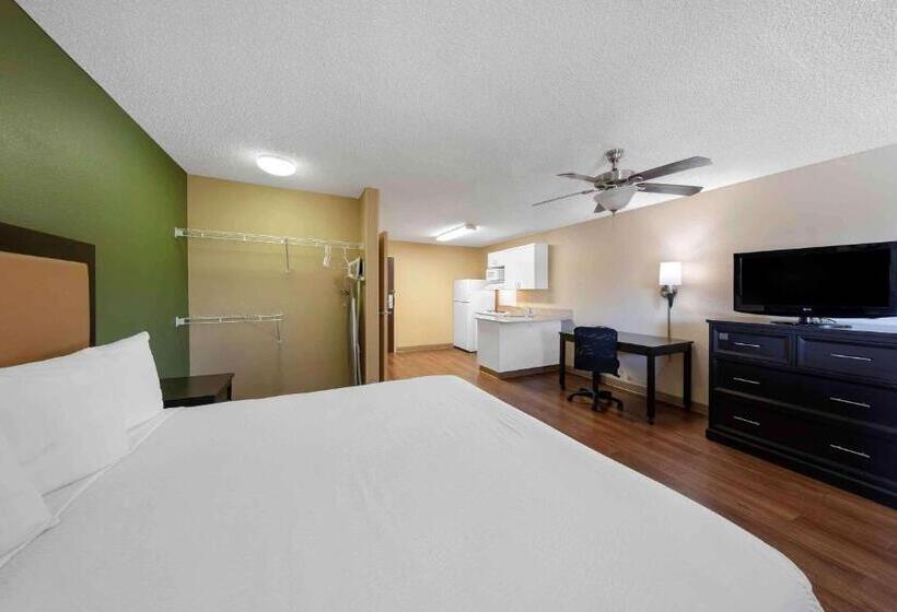 Standard Studio, Extended Stay America Suites  Orange County  Anaheim Convention Center