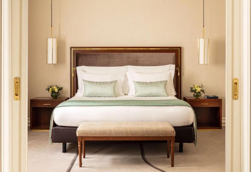 استودیوی استاندارد, Extended Suites