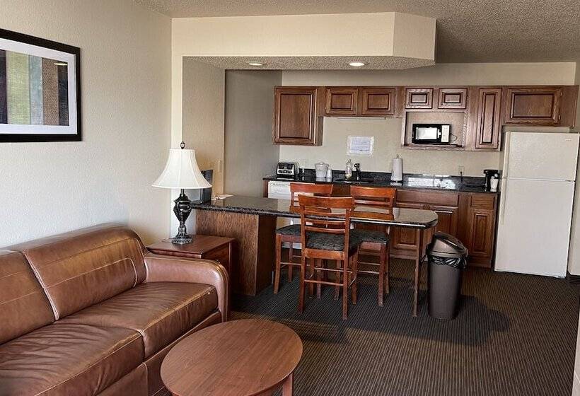 سوییت خانوادگی, Americinn By Wyndham New London