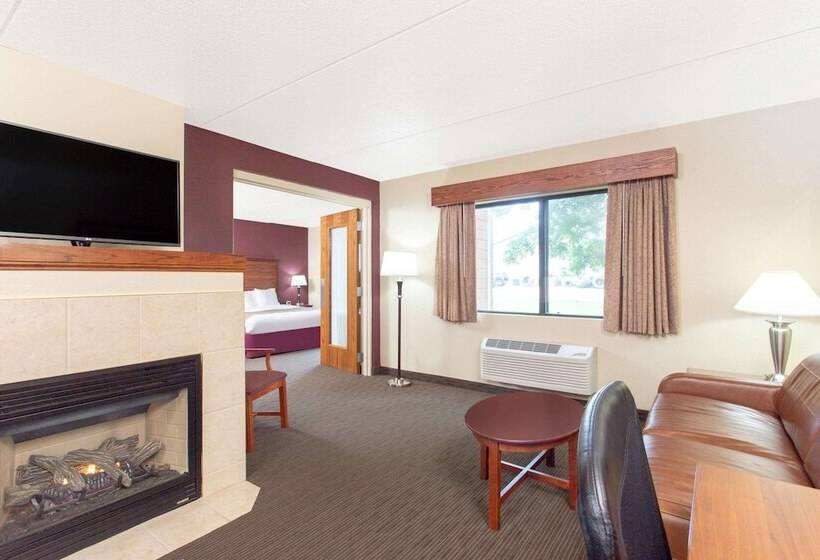 Family Suite, Americinn By Wyndham New London