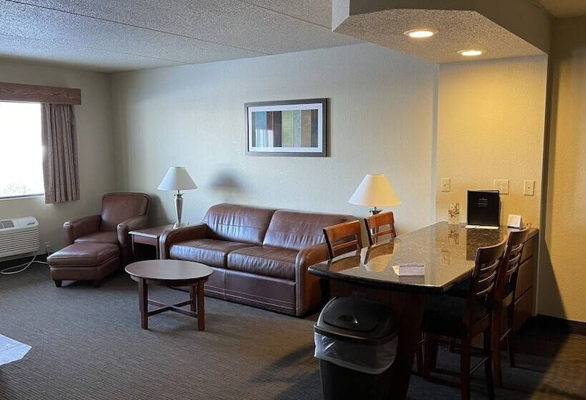 Suite Familiar, Americinn By Wyndham New London