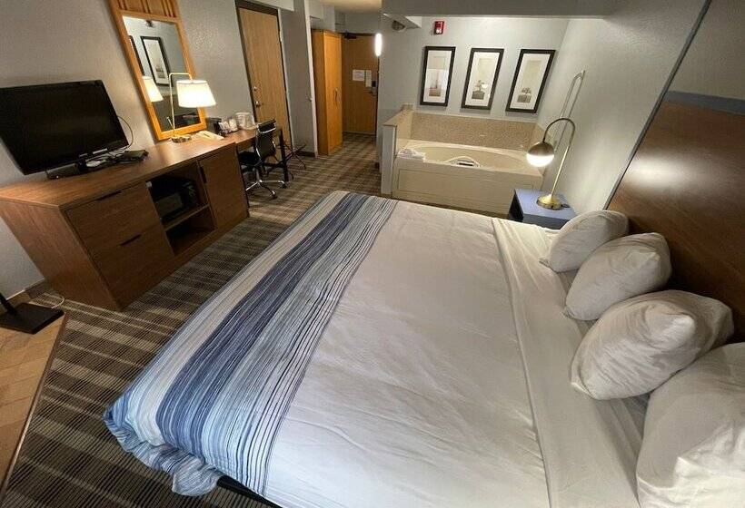 Deluxe Room Adapted for Disabled, Americinn By Wyndham Sayre