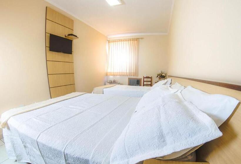 اتاق سوپریور چهار تخته, Antico Plaza