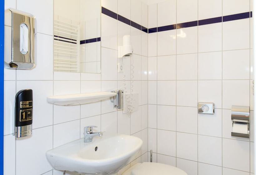 اتاق استاندارد چهار تخته, a&o Graz Hauptbahnhof