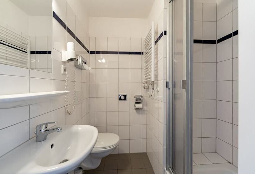 اتاق استاندارد چهار تخته, a&o Graz Hauptbahnhof